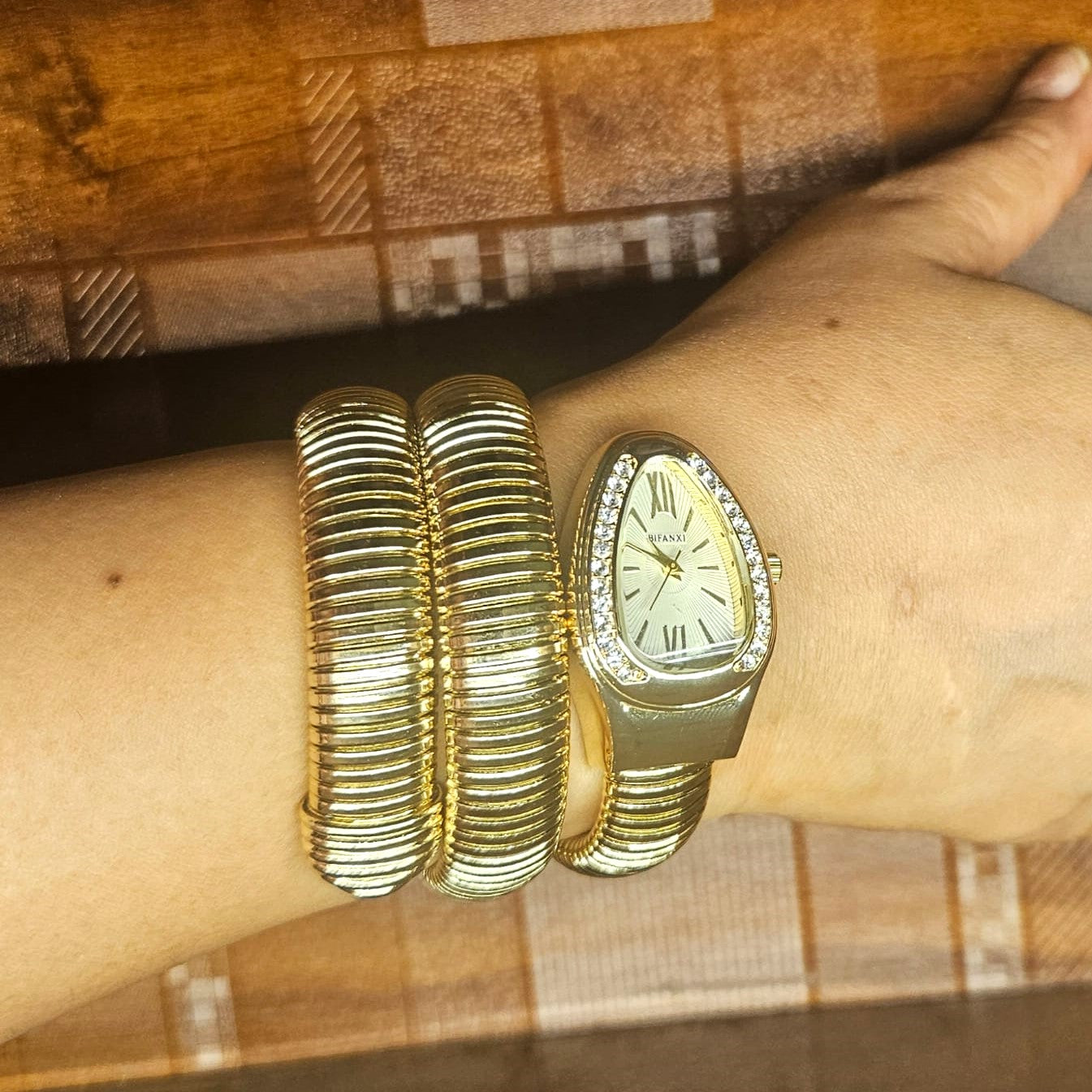 Serpent Luxe Watch