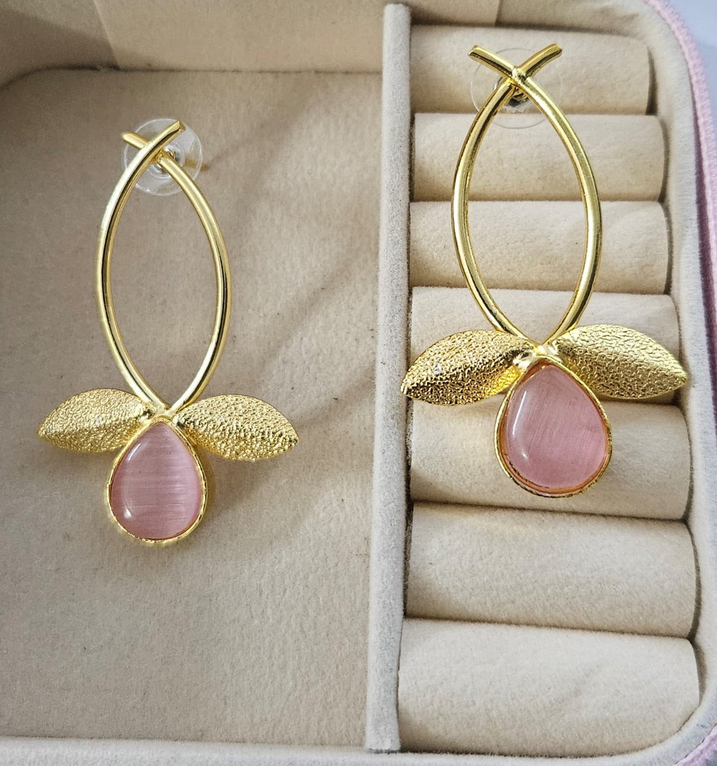 Leaf Drop Stone Earrings